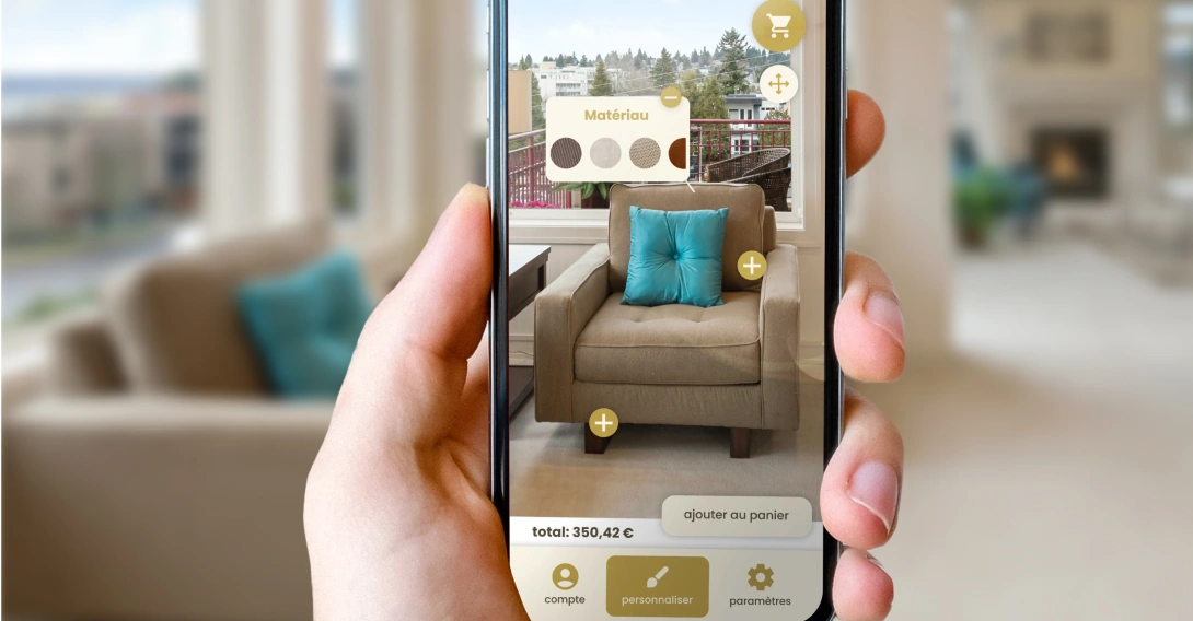 Personne utilisant un smartphone avec de la realité augmenté