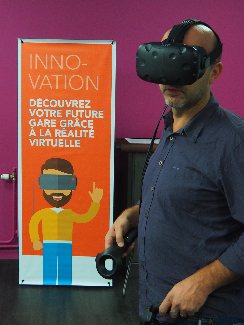 Damien visite la gare TGV de Chambéry en Réalité virtuelle avec le HTC Vive