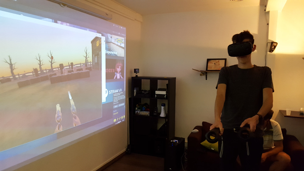 Lucas fait du tir avec le htc vive