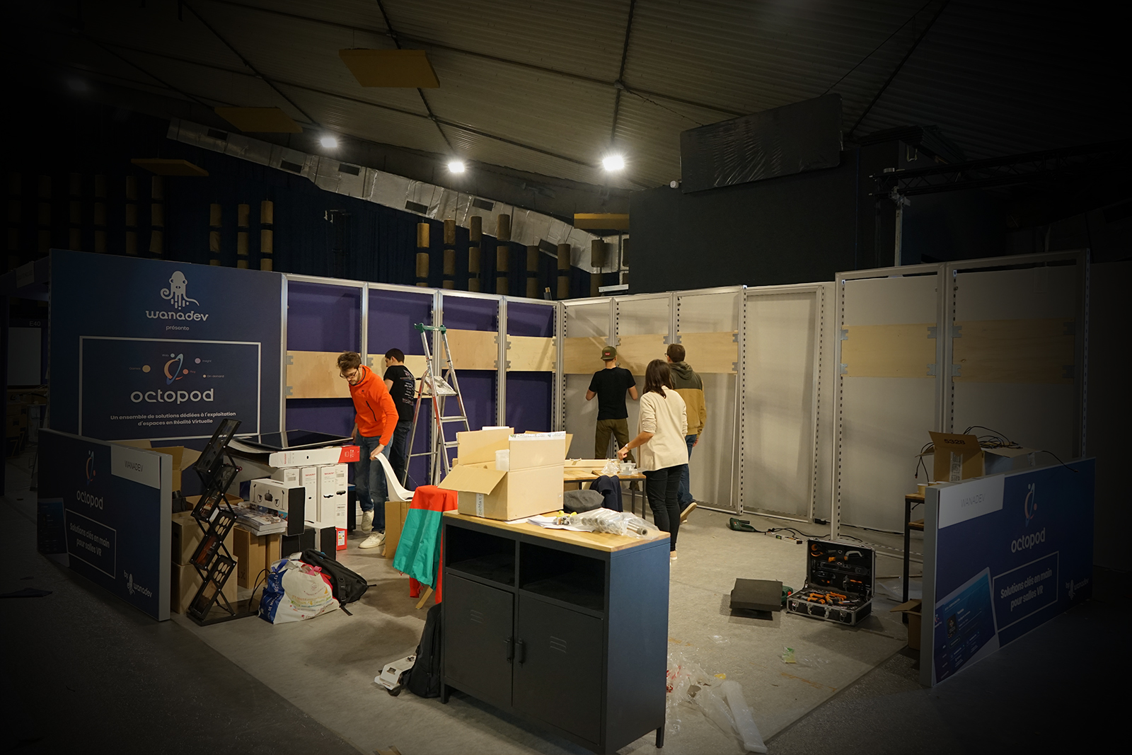 Montage du stand Octopod au Laval Virtual 2019